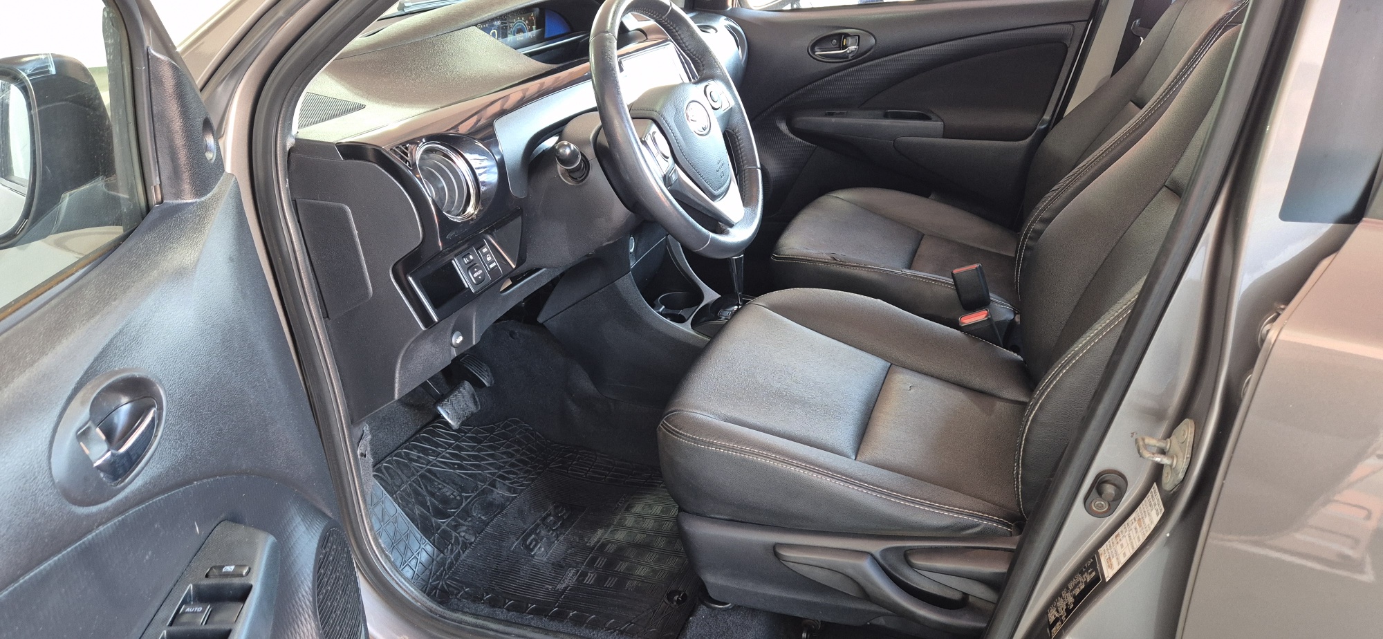 ETIOS SEDAN XLS 1.5 FLEX AUT.