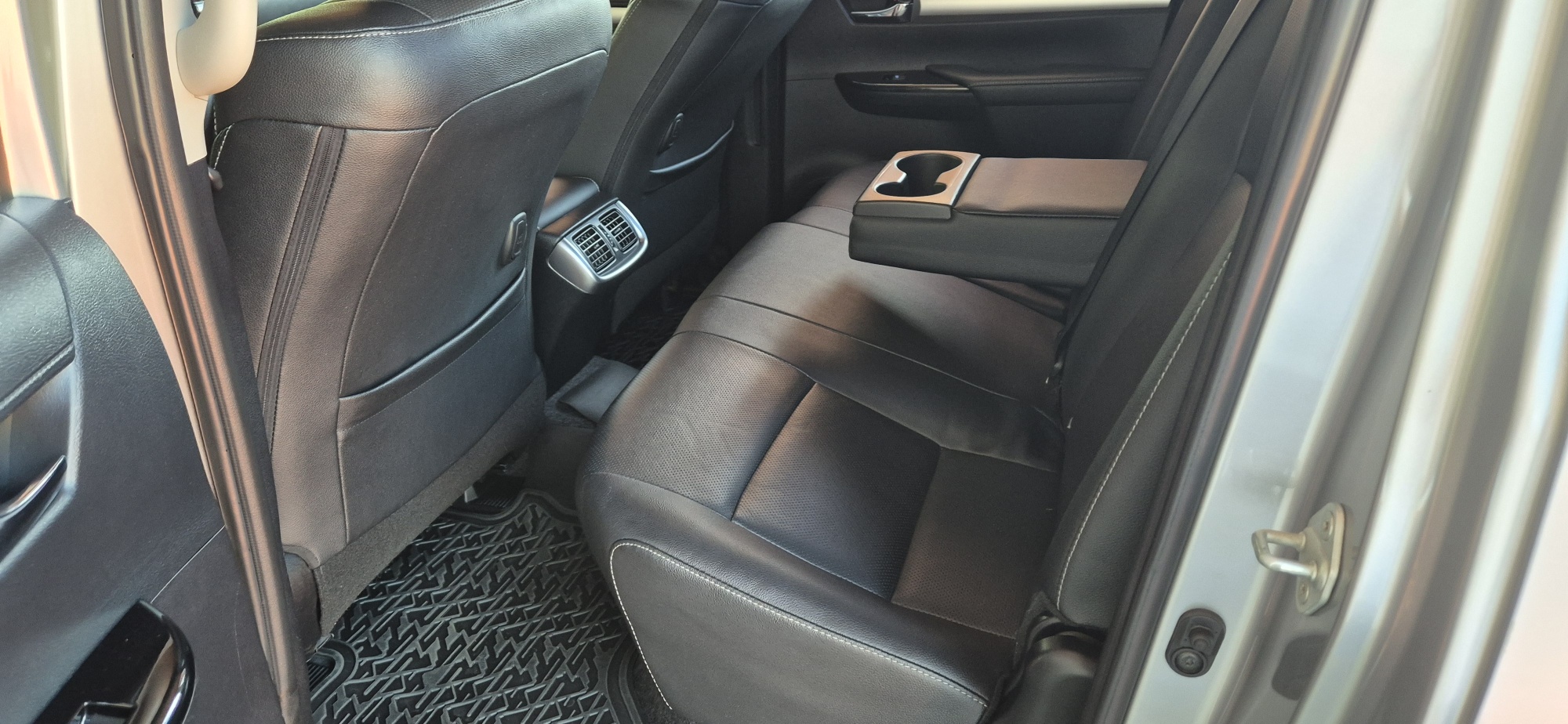 HILUX SRX 2.8 4X4 AUT.