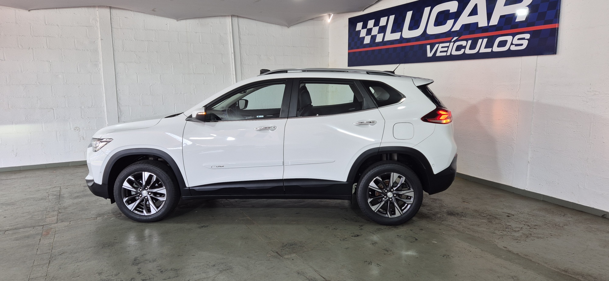 TRACKER PREMIER 1.2 TURBO FLEX AUT. C/ TETO SOLAR