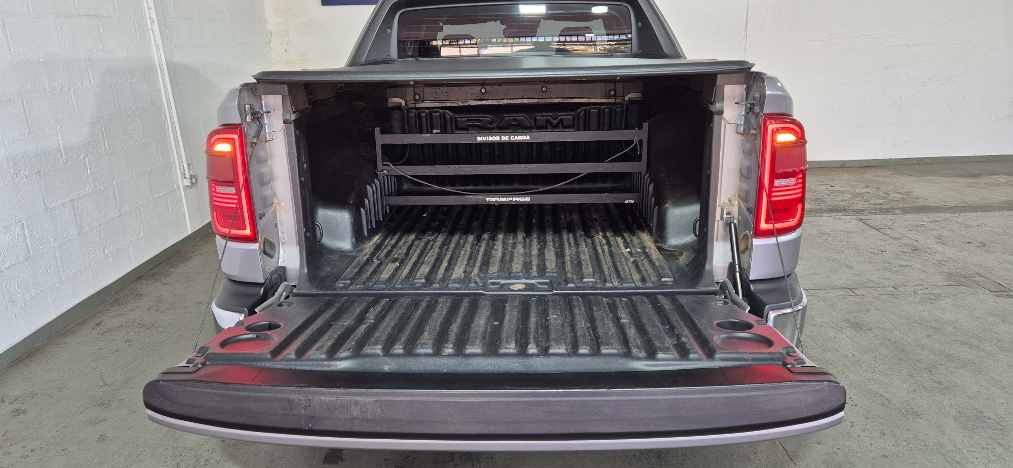 RAMPAGE LARAMIE TURBO DIESEL AT9