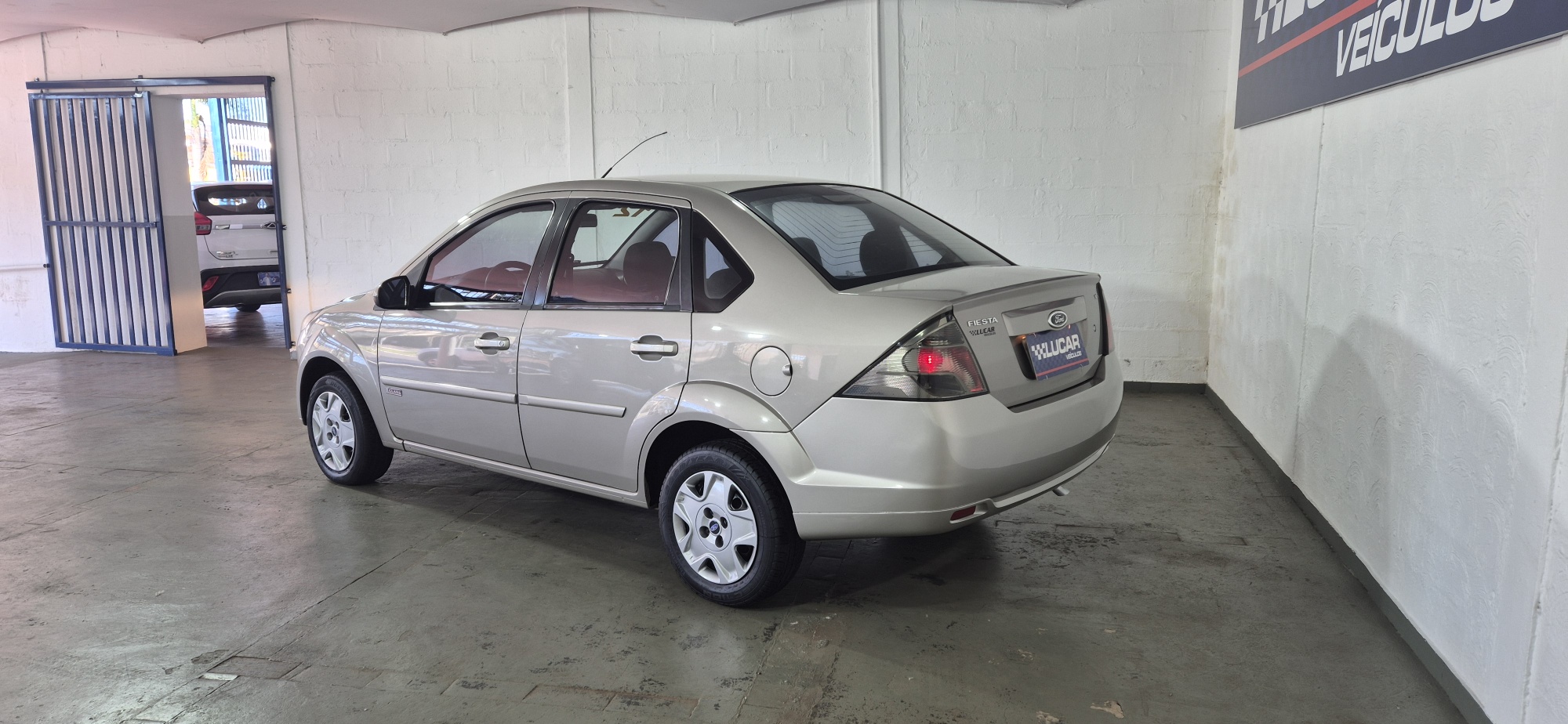 FIESTA SEDAN 1.6 FLEX
