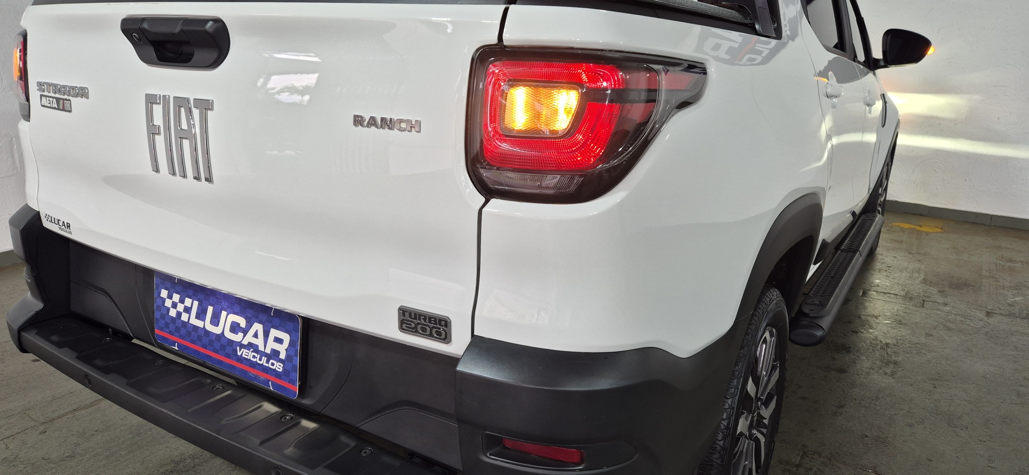 STRADA CD RANCH 1.0 TURBO FLEX AUT.