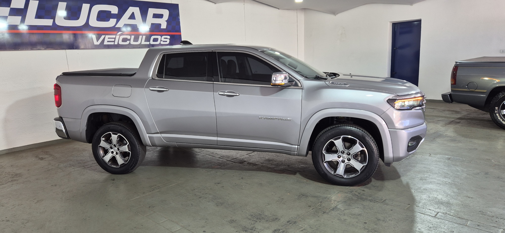 RAMPAGE LARAMIE TURBO DIESEL AT9